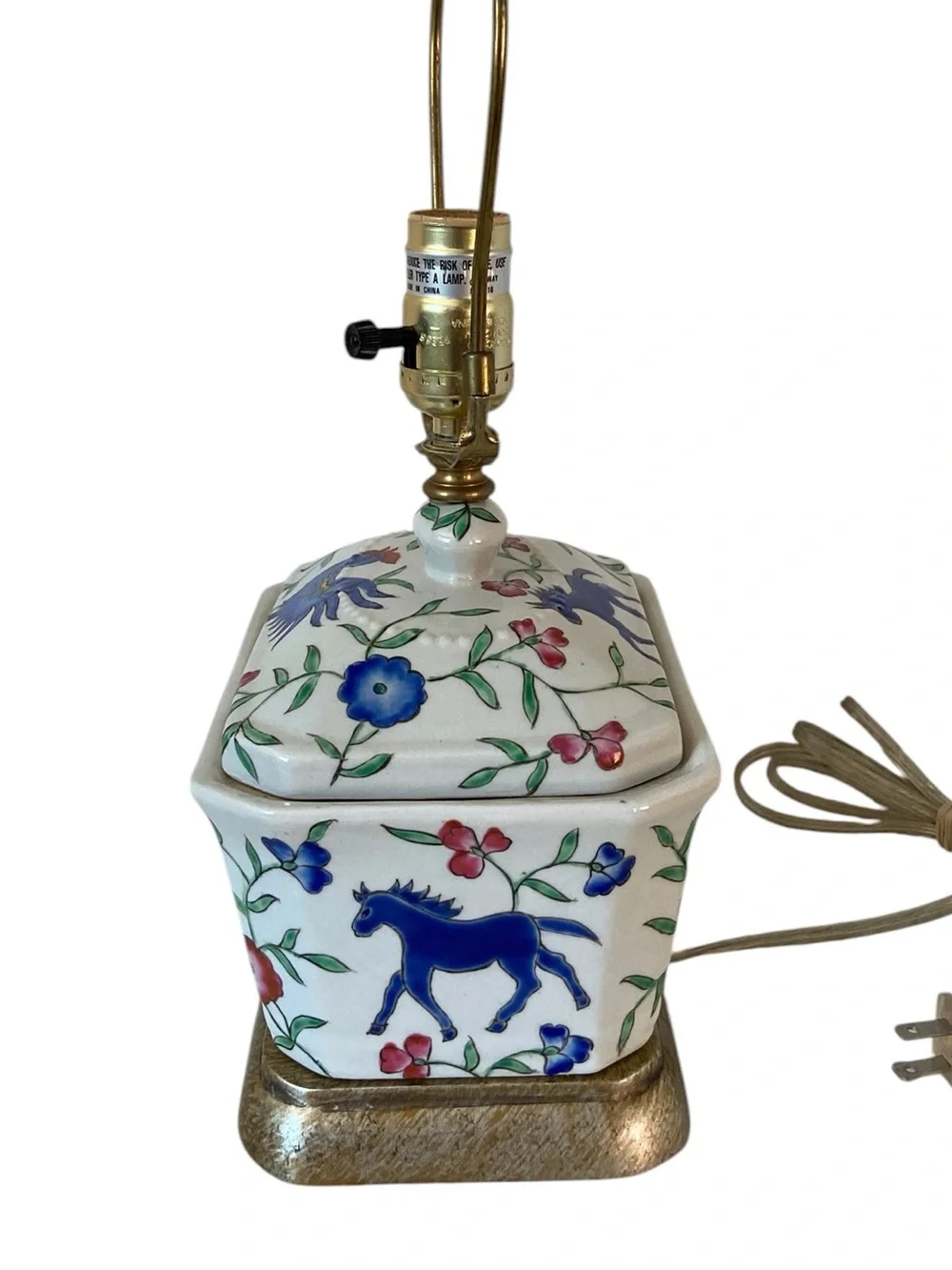 Vintage Chinoiserie Porcelain Box Table Lamp